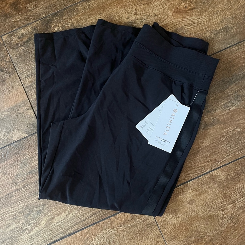 NEW Athleta Nolita Slim Taper Crop Pant Size 10